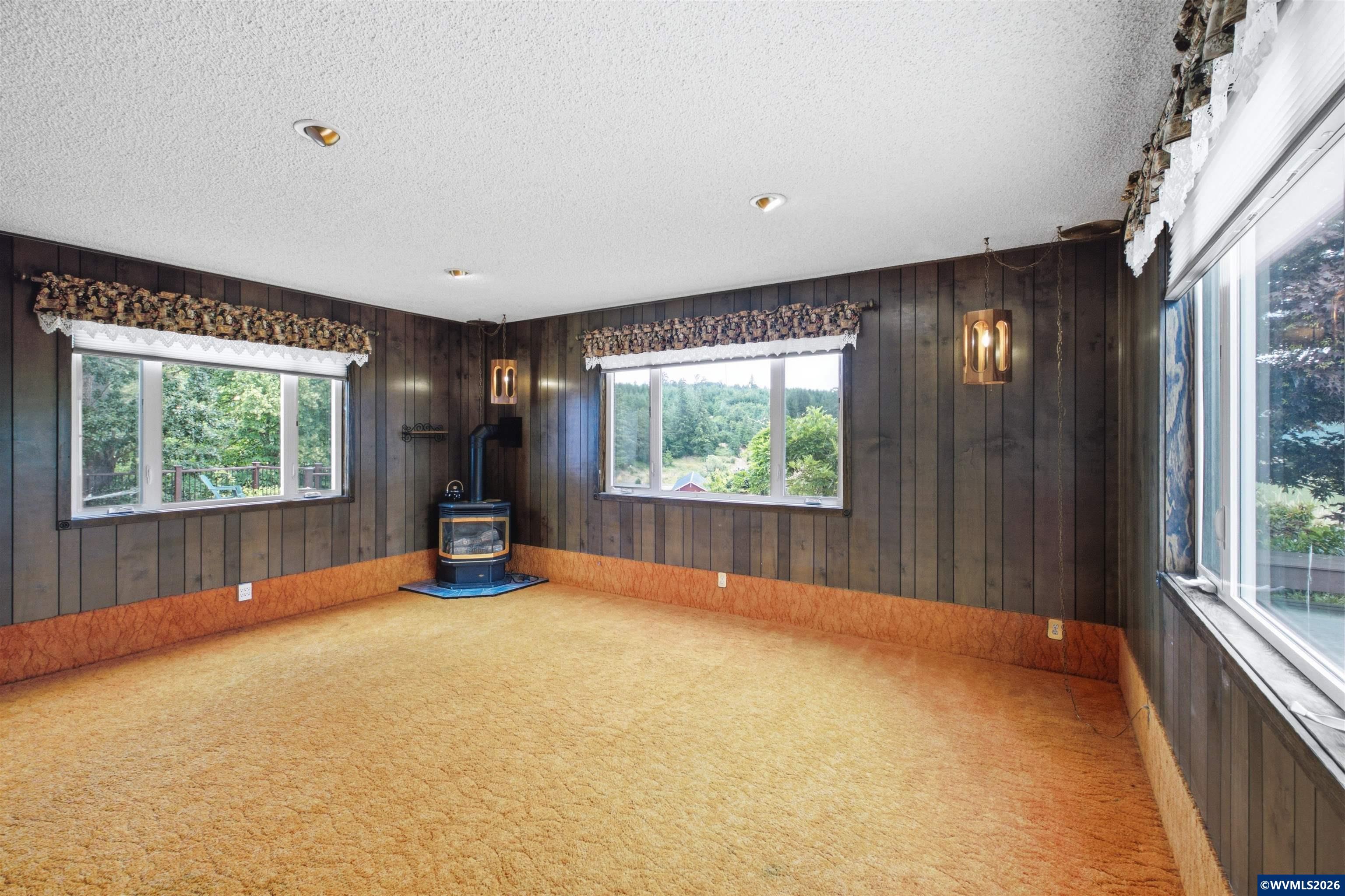 9075 Fort Hill Road Willamina, OR 97396 - Photo 9 of 38