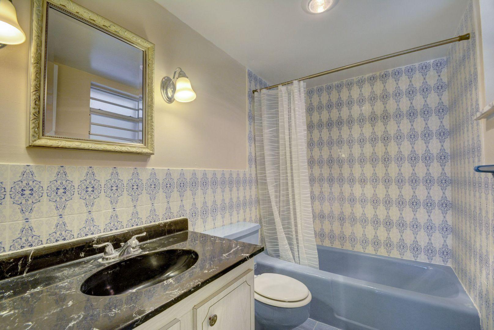 1074 Northwest 13th Street, Unit 273C Boca Raton, FL 33486 - Photo 23 of 27 bathroom