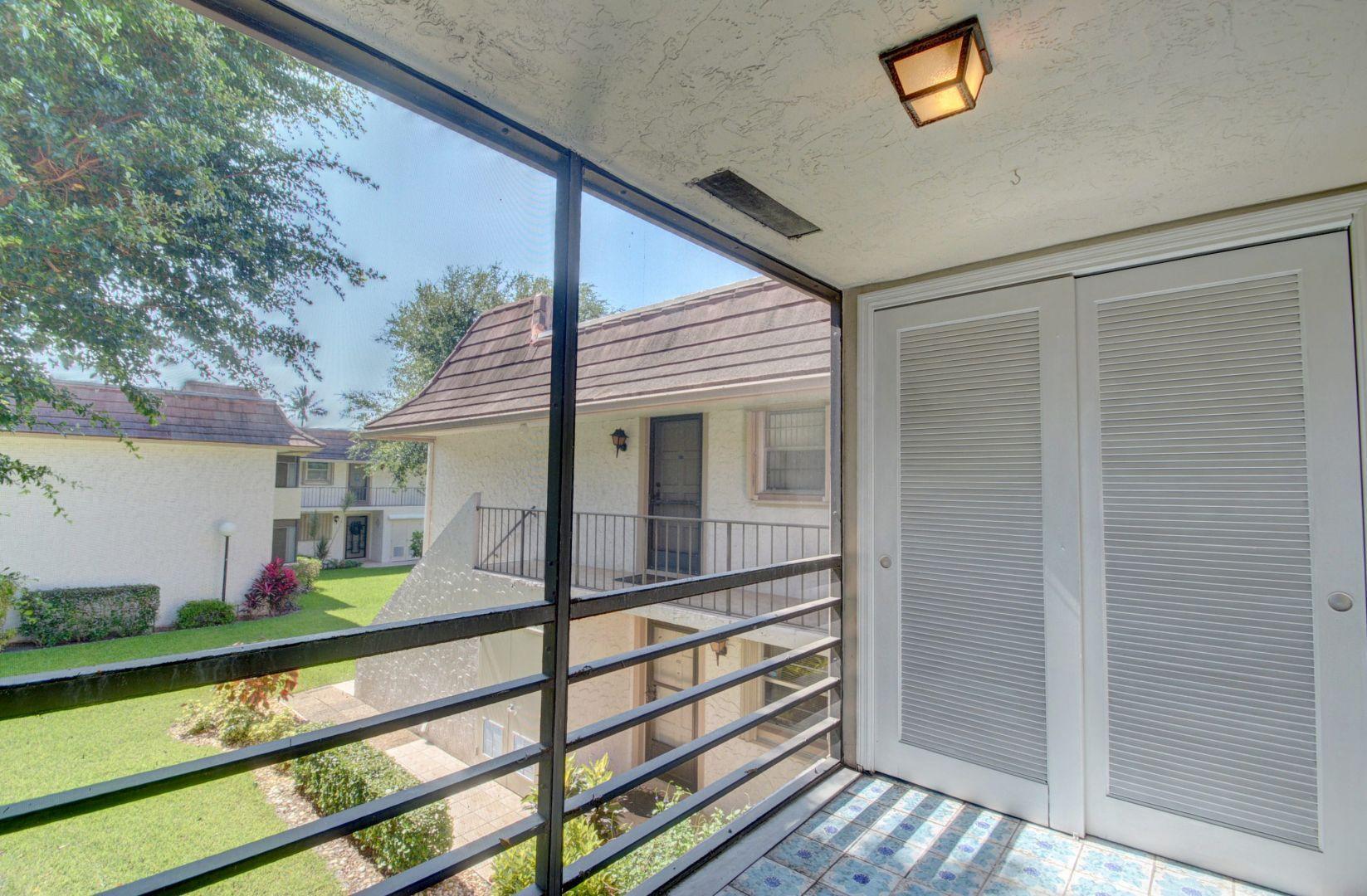 1074 Northwest 13th Street, Unit 273C Boca Raton, FL 33486 - Photo 26 of 27 patio