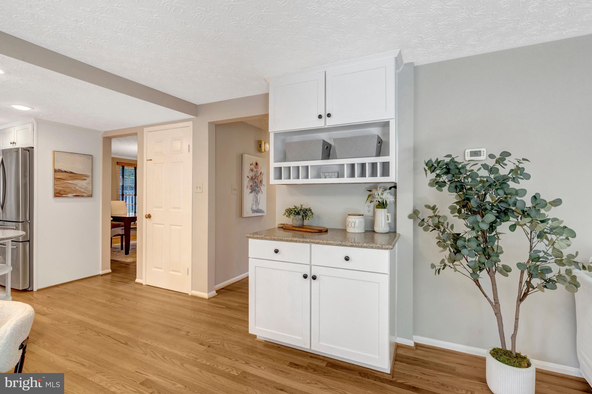 7809 Roundabout Way Springfield, VA 22153 - Photo 22 of 83 Dry-bar or storage with style points
