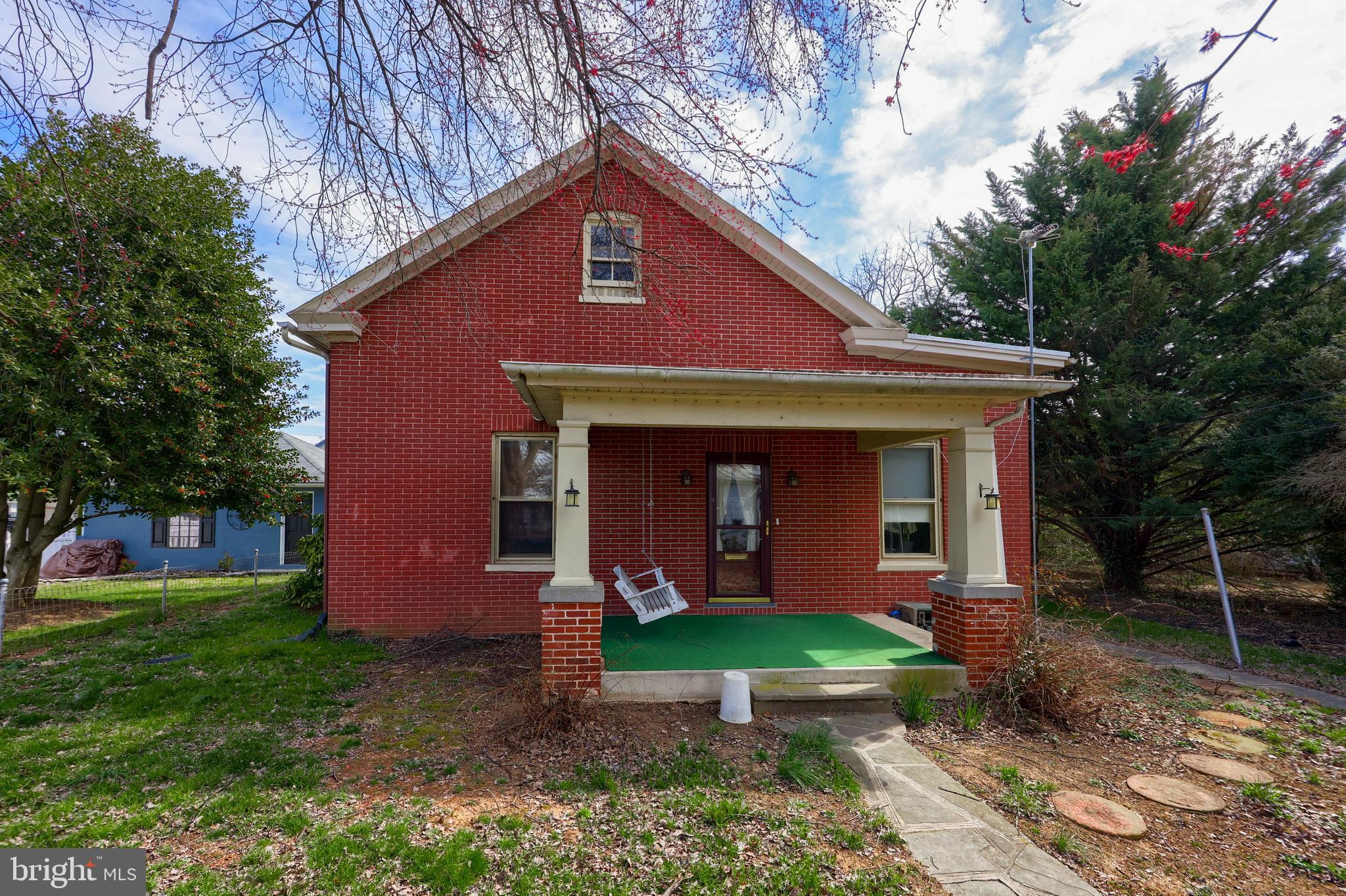 141 South Spruce Street Lititz, PA 17543 - Photo 5 of 28