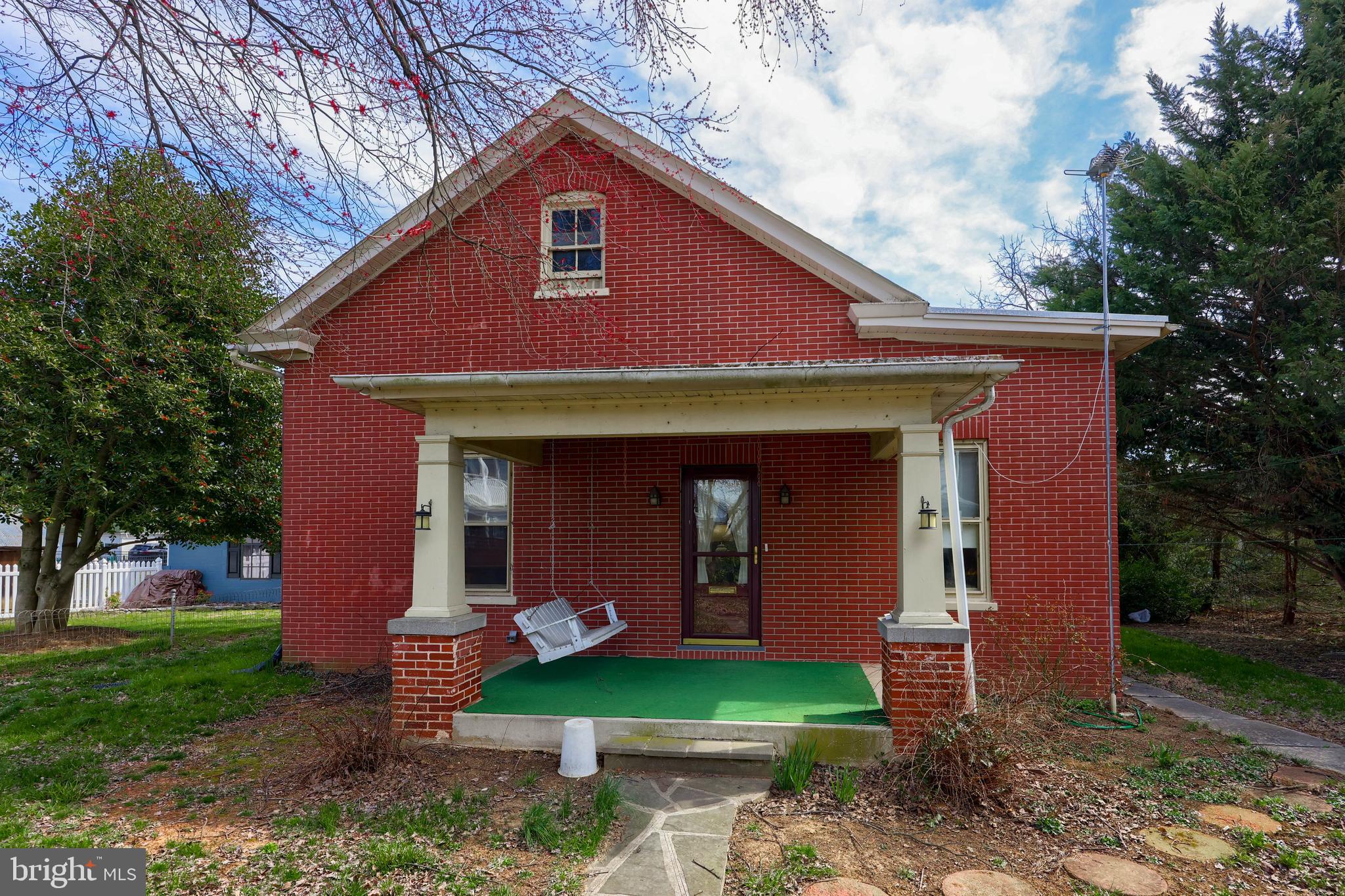 141 South Spruce Street Lititz, PA 17543 - Photo 6 of 28