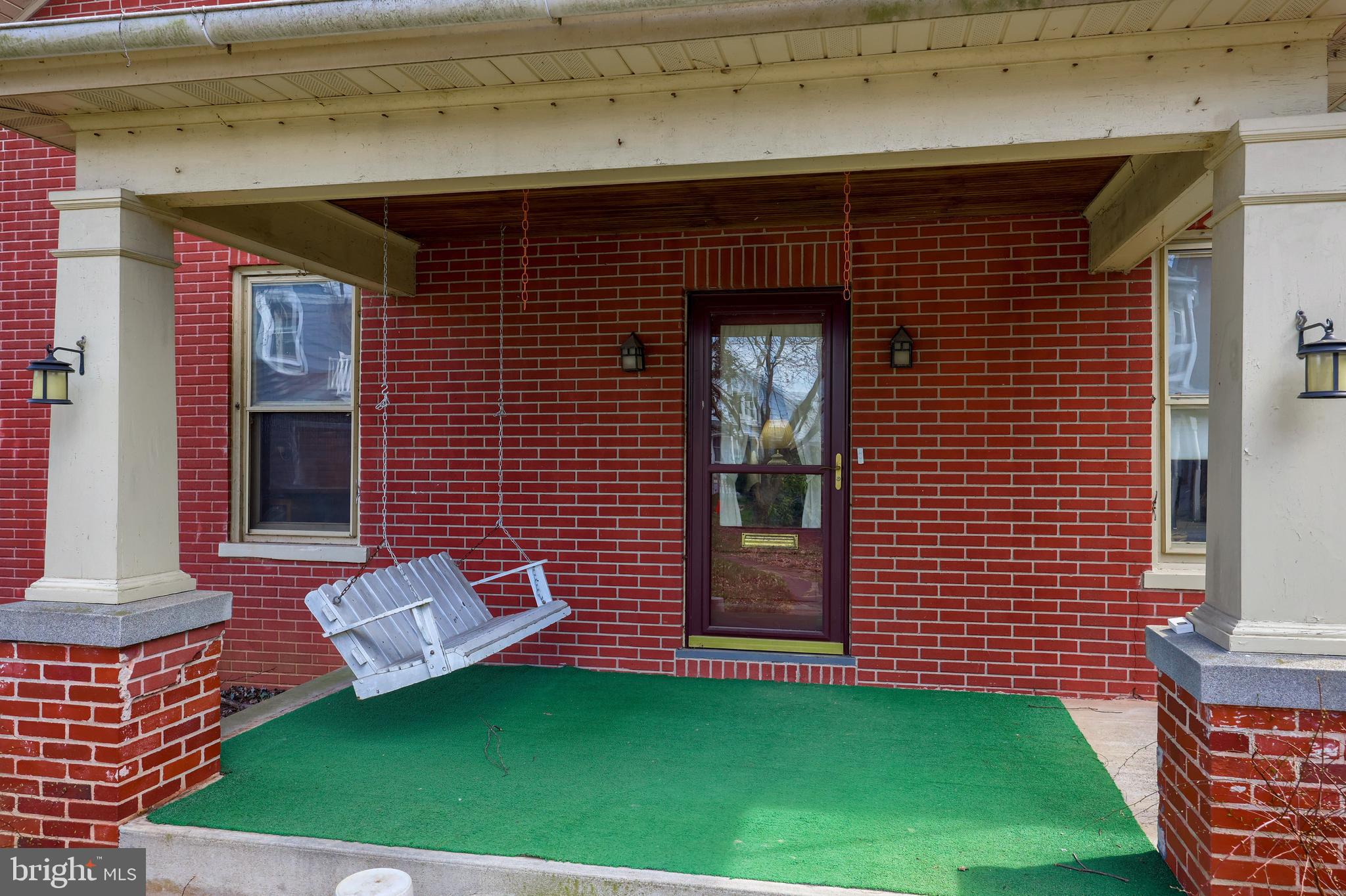 141 South Spruce Street Lititz, PA 17543 - Photo 8 of 28