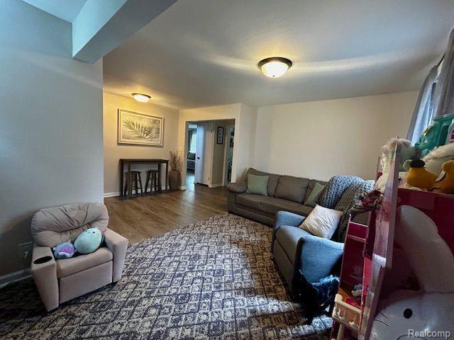 1189 Rinn Street Burton, MI 48509 - Photo 29 of 44 Bonus room