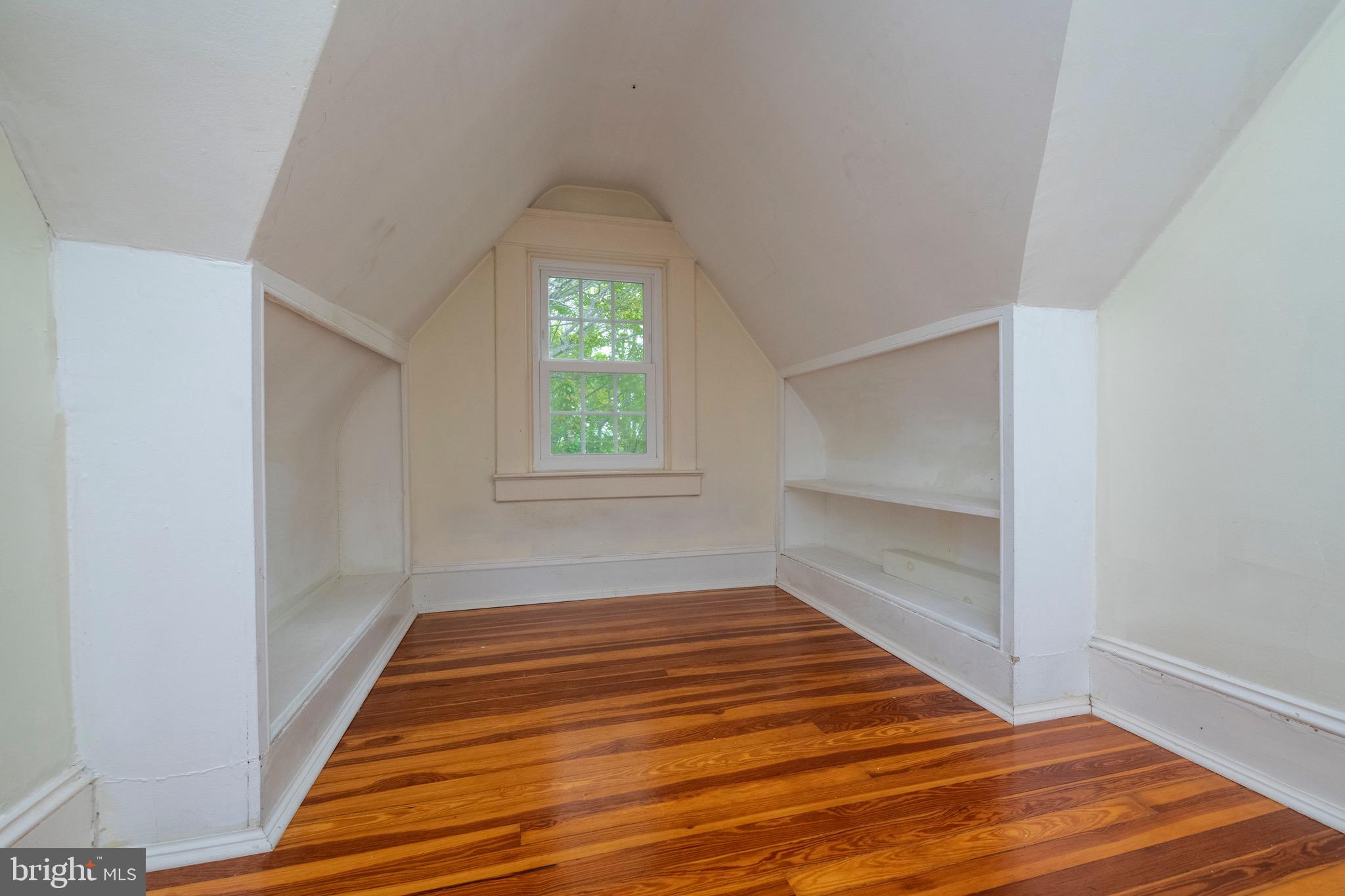 104 Edgewood Road Baltimore, MD 21286 - Photo 28 of 51 Gallery Image 28