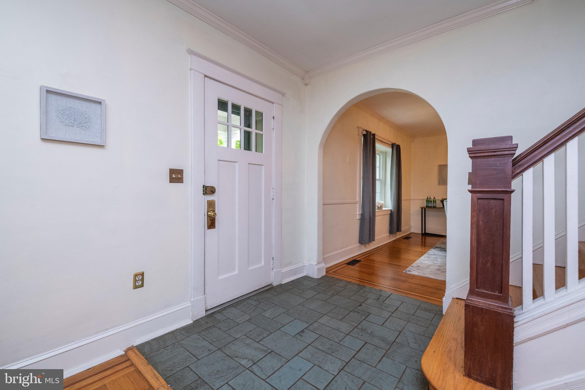 104 Edgewood Road Baltimore, MD 21286 - Photo 4 of 51 Gallery Image 4