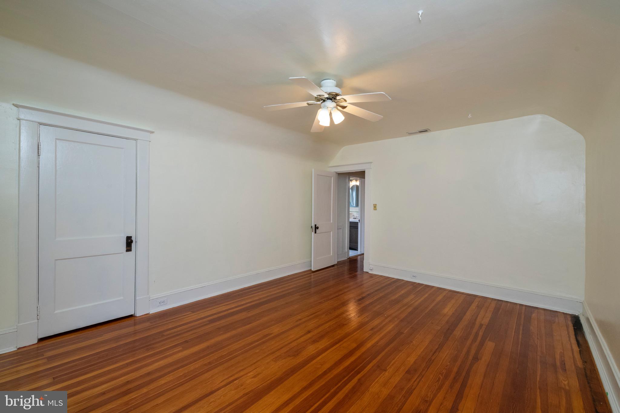 104 Edgewood Road Baltimore, MD 21286 - Photo 34 of 51 Gallery Image 34