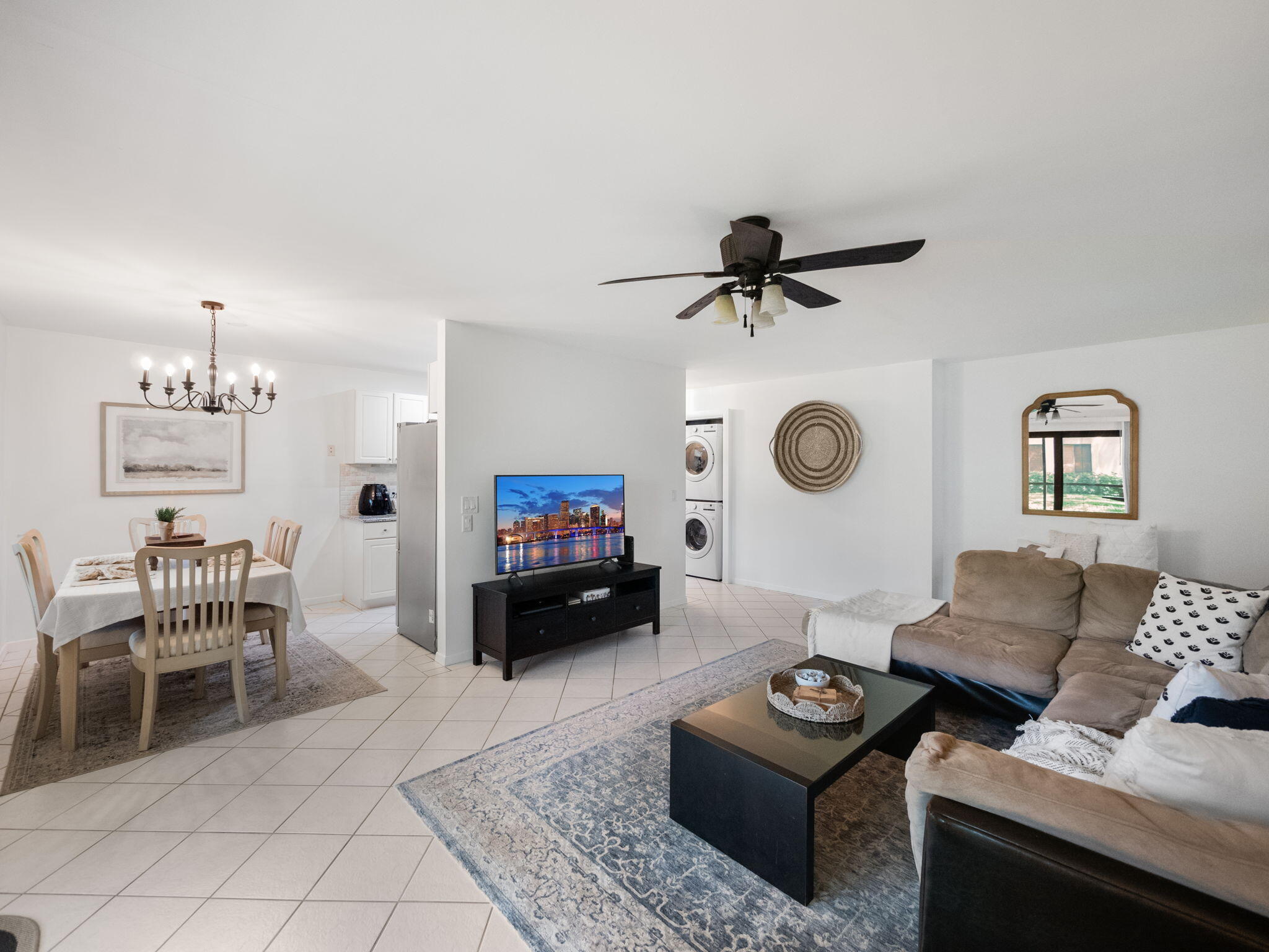 150 Pineview Road, Unit J2 Jupiter, FL 33469 - Photo 4 of 20 4-web-or-mls-003