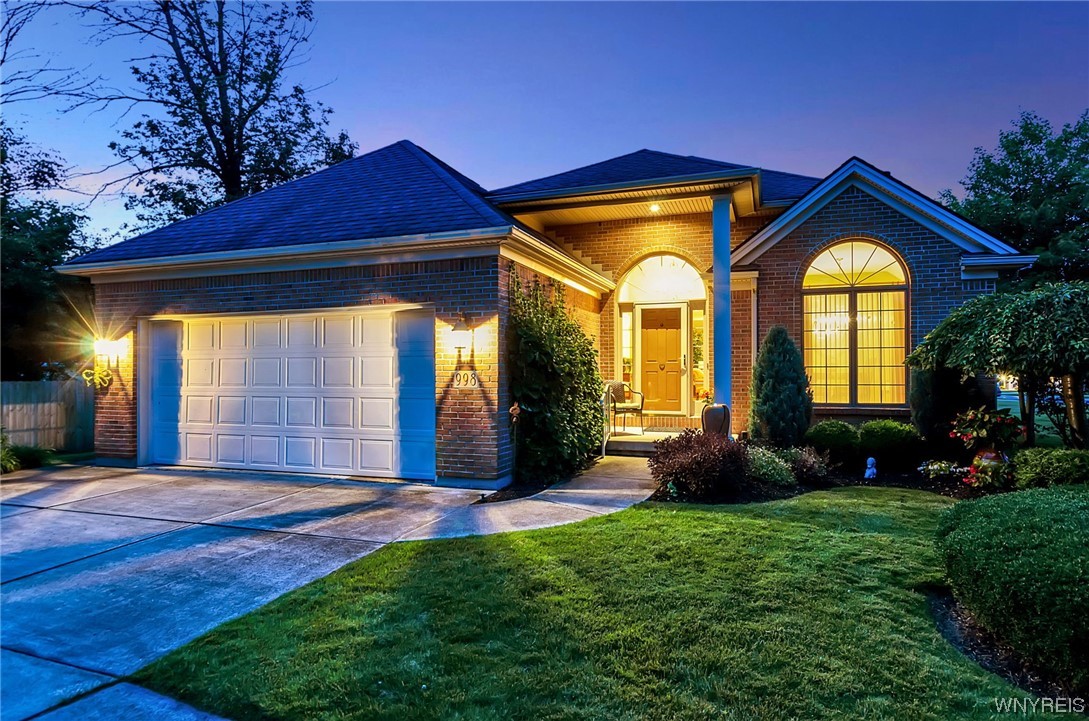 998 North Forest Road Amherst, NY 14221 - Photo 1 of 43