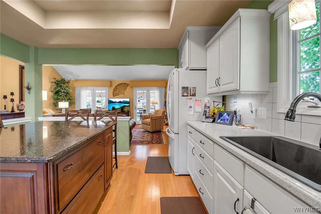 998 North Forest Road Amherst, NY 14221 - Photo 12 of 43