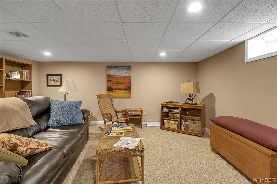 998 North Forest Road Amherst, NY 14221 - Photo 31 of 43