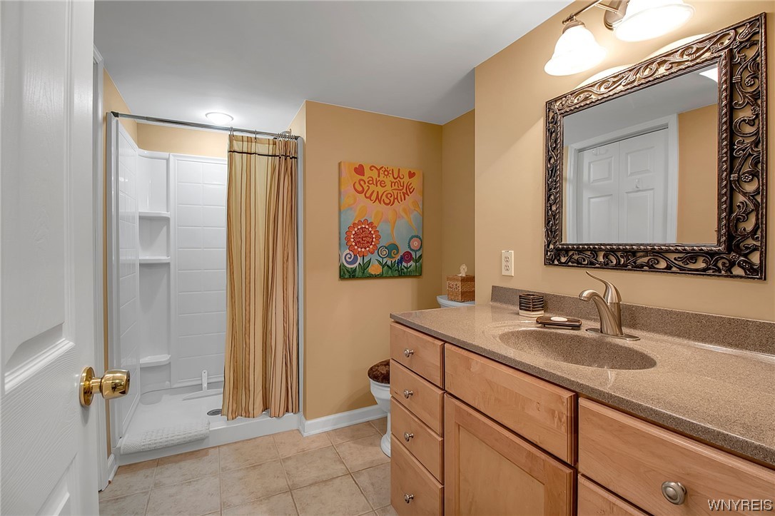 998 North Forest Road Amherst, NY 14221 - Photo 33 of 43