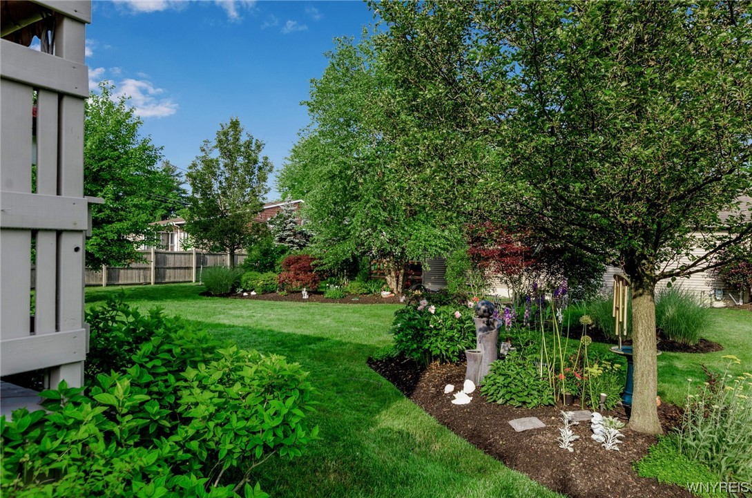 998 North Forest Road Amherst, NY 14221 - Photo 35 of 43