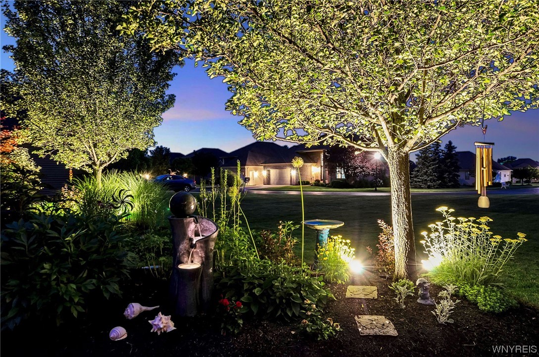 998 North Forest Road Amherst, NY 14221 - Photo 41 of 43