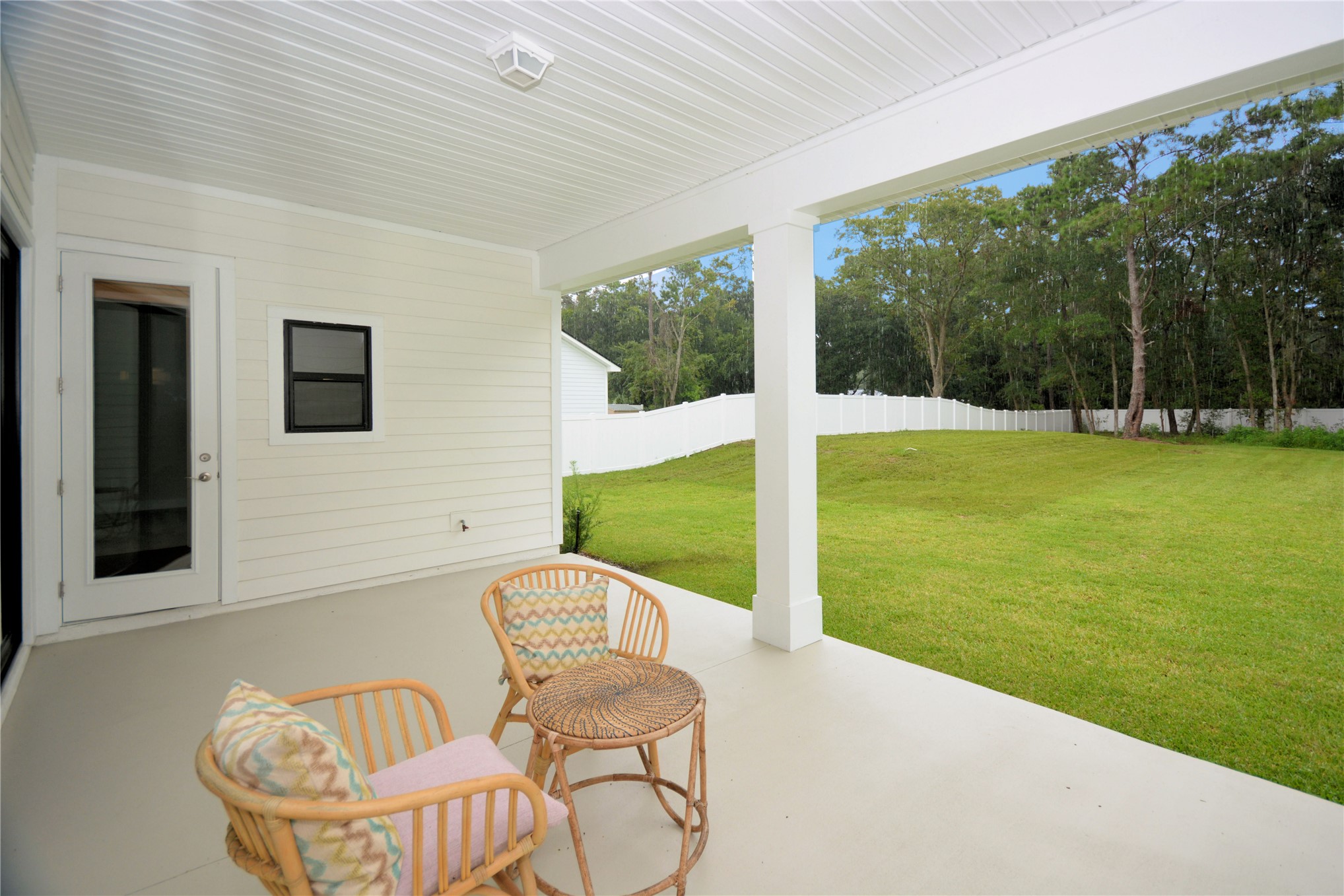 2646 Bailey Road Fernandina Beach, FL 32034 - Photo 36 of 42 a view of an outdoor space and swimming pool