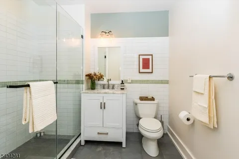 $799,000 | 25 Clark Street, Unit 205, Glen Ridge, NJ 07028