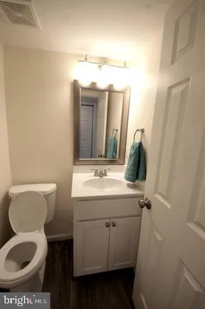 $2,650 | 1656 Woodtree Court East, Annapolis, MD 21409