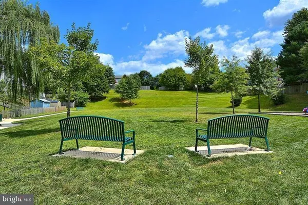 $2,650 | 1656 Woodtree Court East, Annapolis, MD 21409