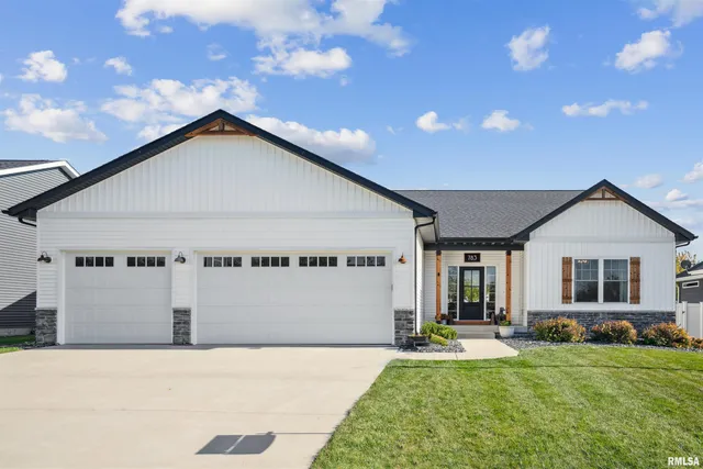 $499,000 | 783 Sweet Wood Lane, Blue Grass, IA 52726