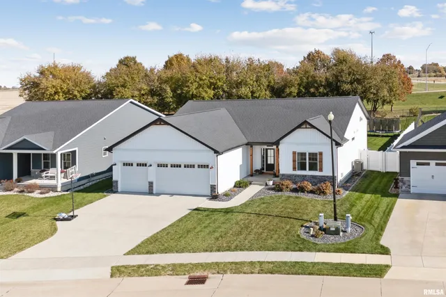 $499,000 | 783 Sweet Wood Lane, Blue Grass, IA 52726