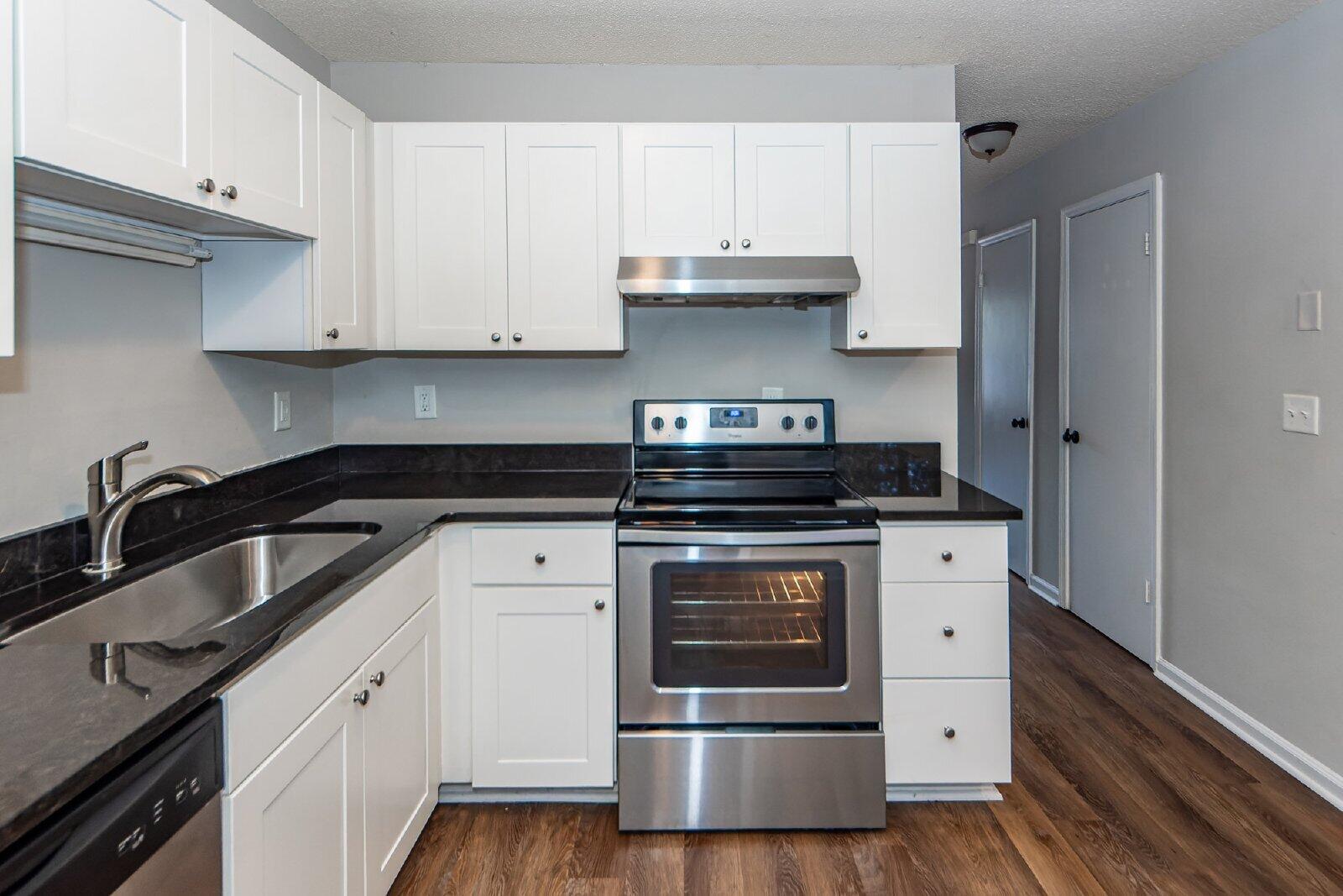 296 Fleming Road, Unit C Charleston, SC 29412 - Photo 5 of 15 large (10)