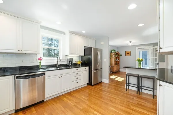 $799,000 | 135 Essex Street, Beverly, MA 01915