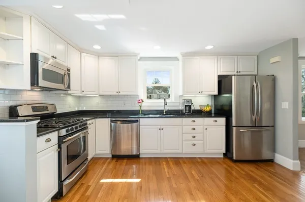 $799,000 | 135 Essex Street, Beverly, MA 01915