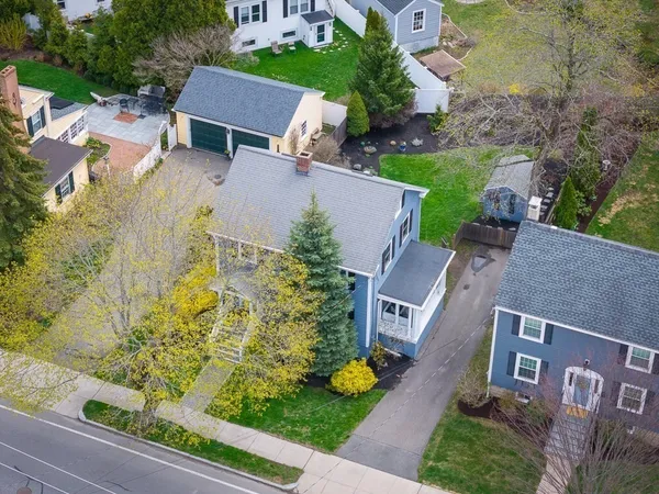 $799,000 | 135 Essex Street, Beverly, MA 01915