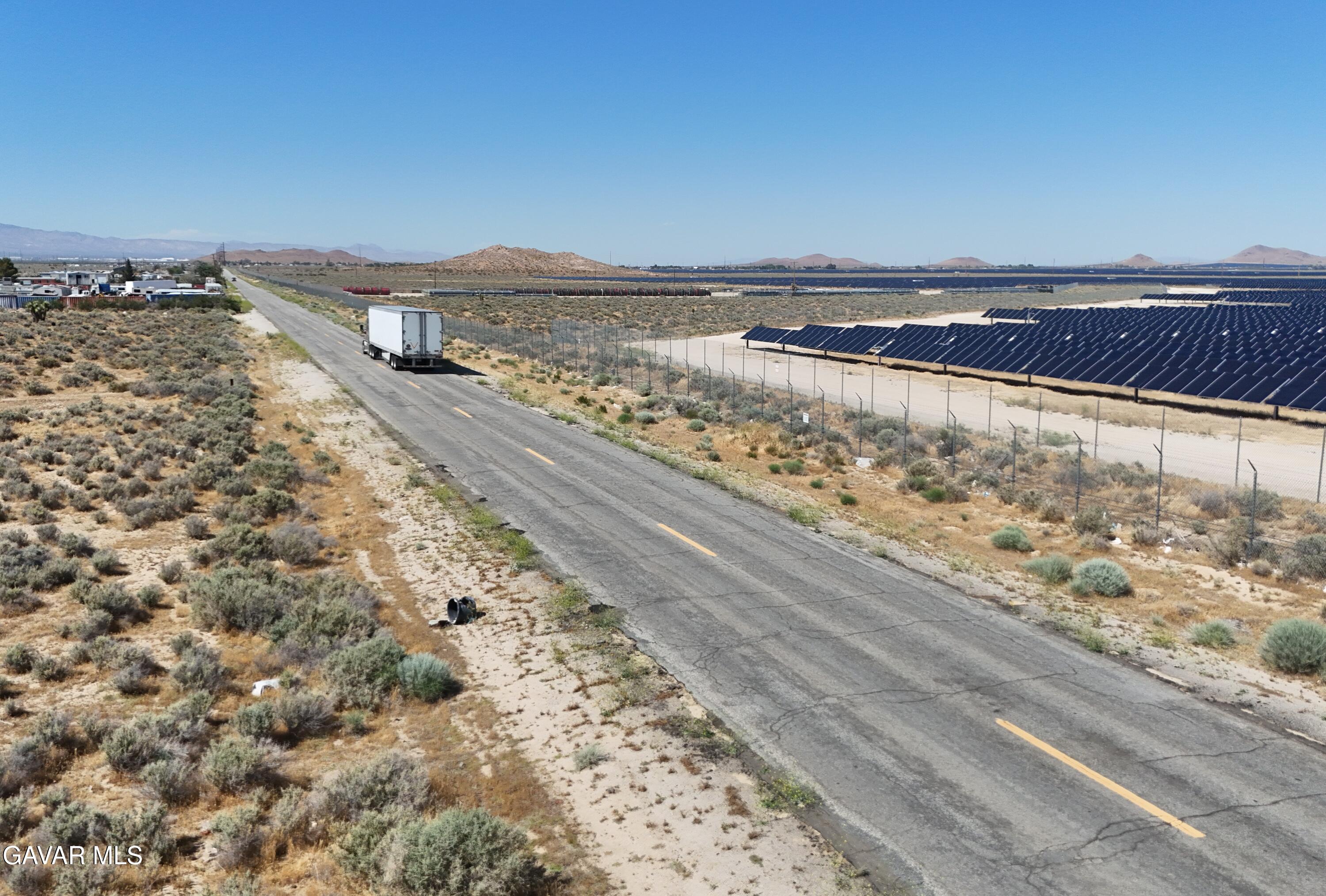 Lone Butte Road Mojave, CA 93501 - Photo 16 of 20 09. DJI_20260508151812_0032_D