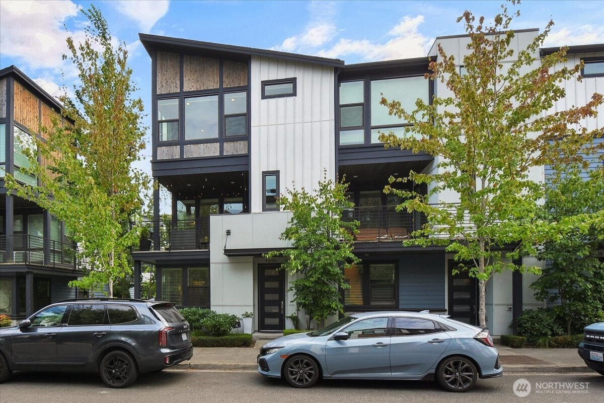 9615 Northeast 183rd Street, Unit D Bothell, WA 98011 - Photo 2 of 31 Gallery Image 2