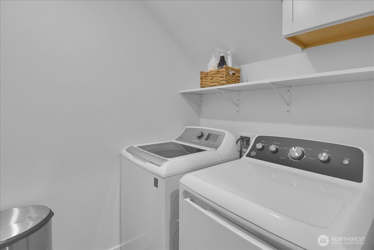 9615 Northeast 183rd Street, Unit D Bothell, WA 98011 - Photo 23 of 31 Gallery Image 23