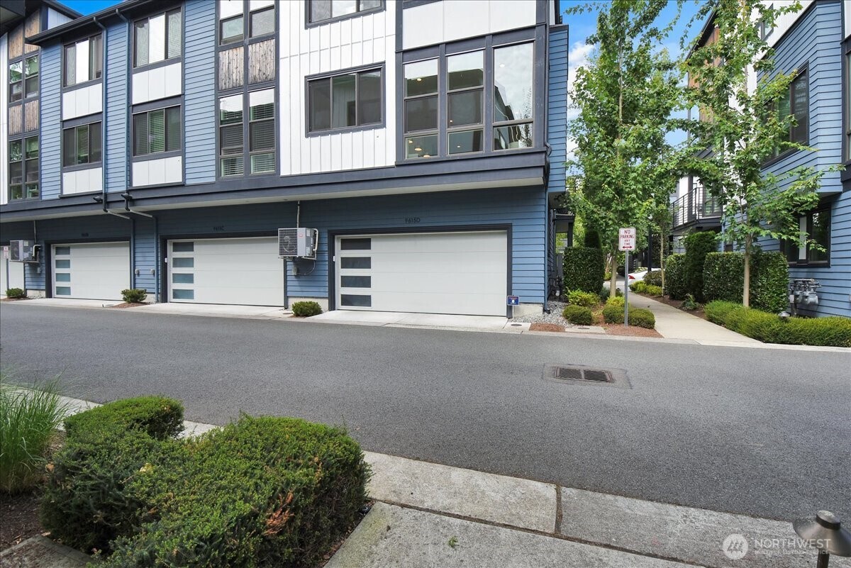 9615 Northeast 183rd Street, Unit D Bothell, WA 98011 - Photo 26 of 31 Gallery Image 26