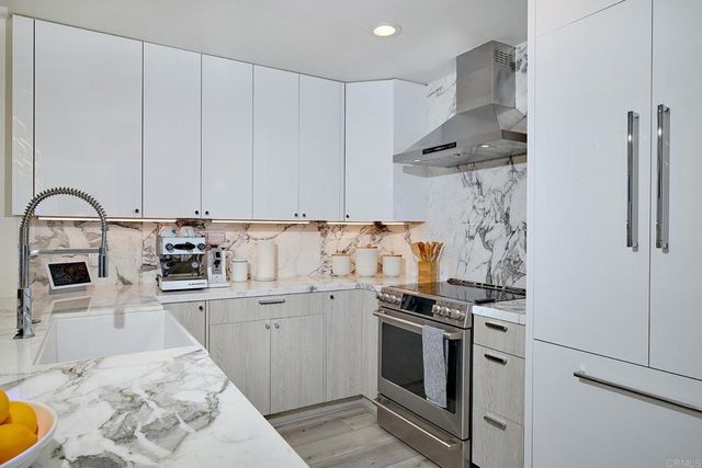 $1,805,000 | 435 South Sierra Avenue, Unit 118, Solana Beach, CA 92075