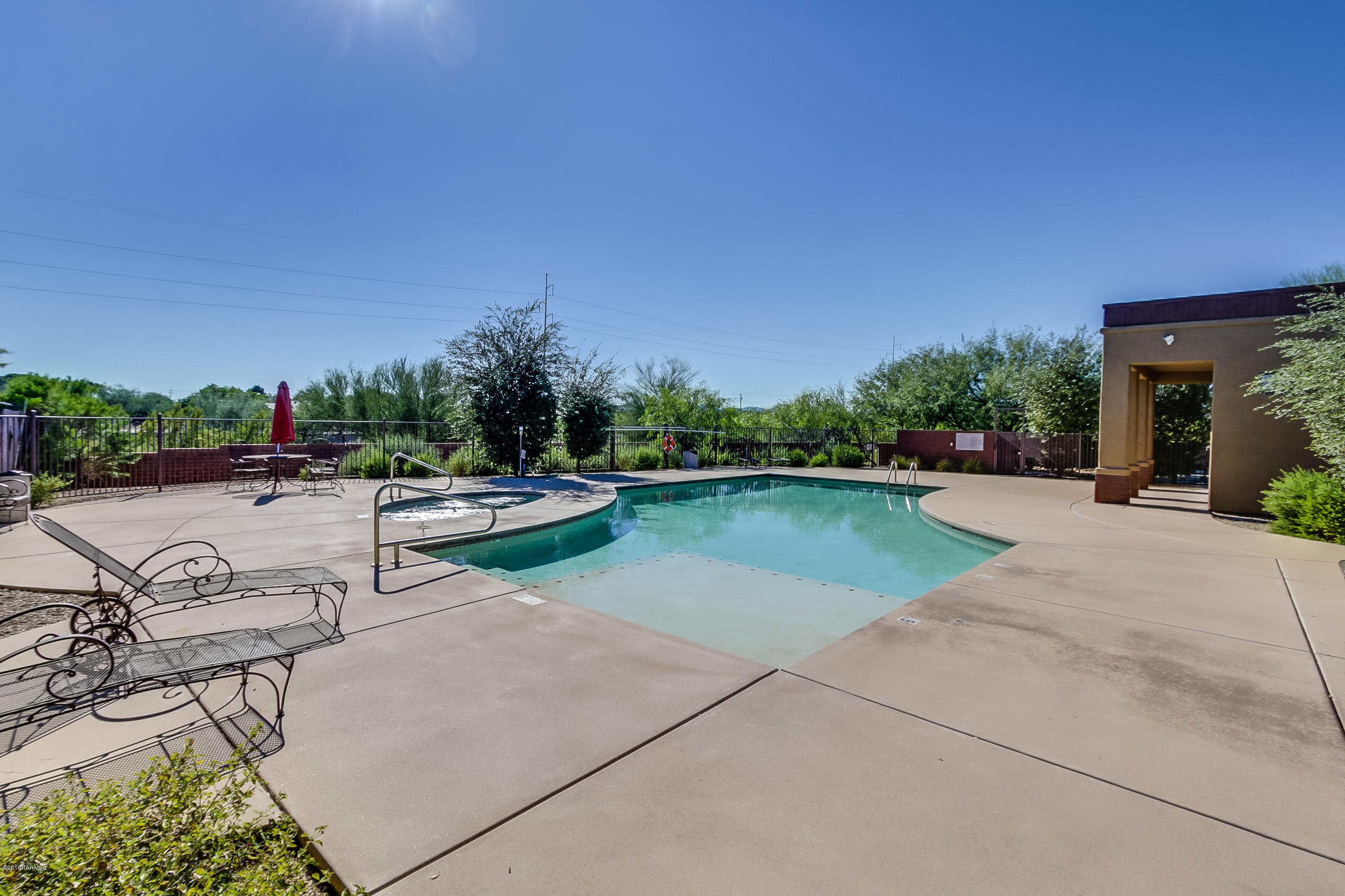 2010 East River Road, Unit 200 Tucson, AZ 85718 - Photo 29 of 31