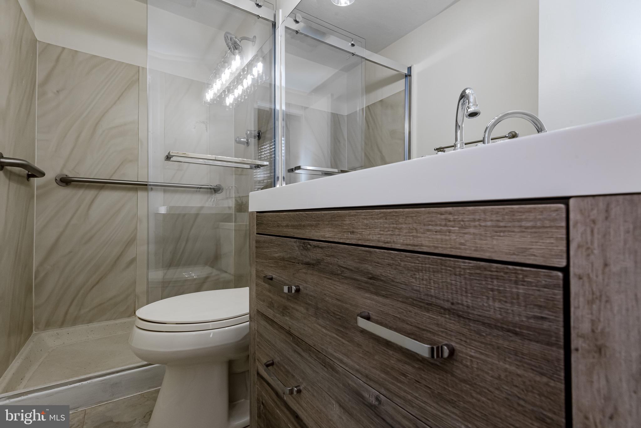 413 Golf Course Drive Arnold, MD 21012 - Photo 21 of 61 Primary Ensuite Bath