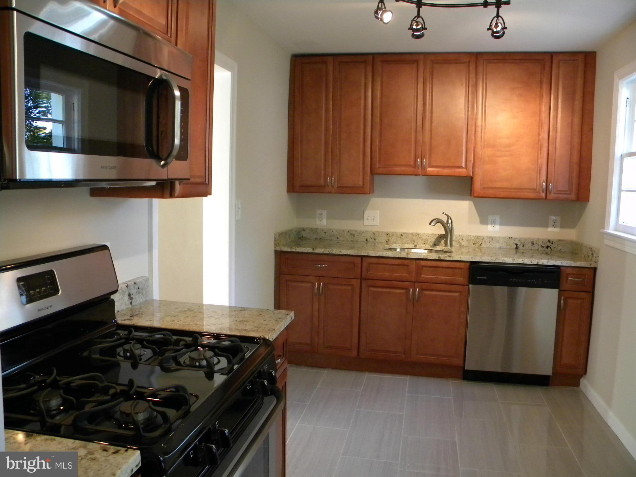 5022 Nantucket Road College Park, MD 20740 - Photo 2 of 30 Kitchen