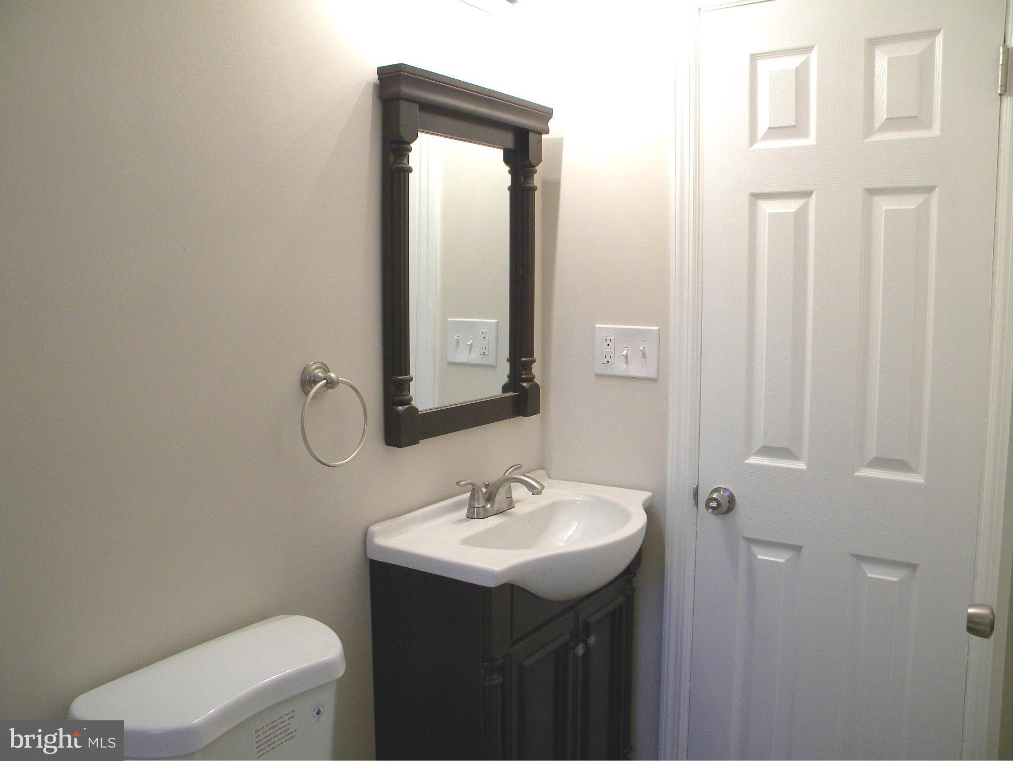 5022 Nantucket Road College Park, MD 20740 - Photo 6 of 30 Bath