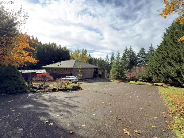 $969,000 | 27741 Southeast Wallace Road, Estacada, OR 97023
