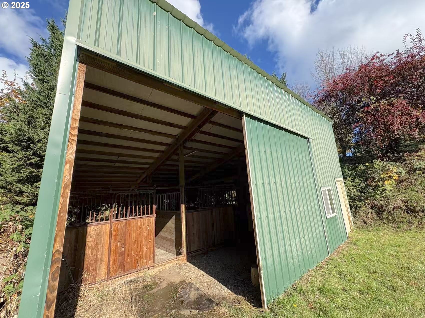 27741 Southeast Wallace Road Estacada, OR 97023 - Photo 40 of 45