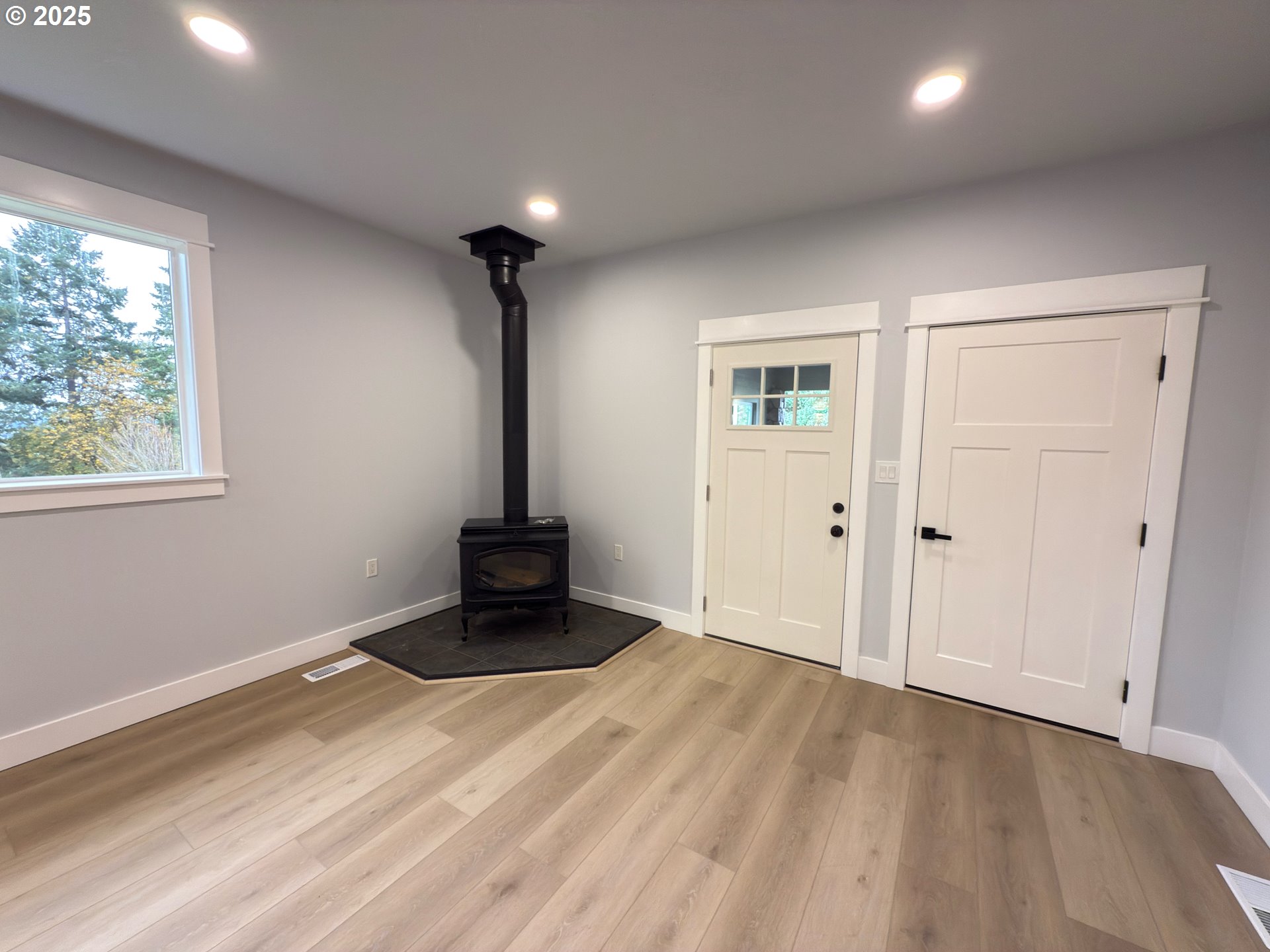 27741 Southeast Wallace Road Estacada, OR 97023 - Photo 6 of 45