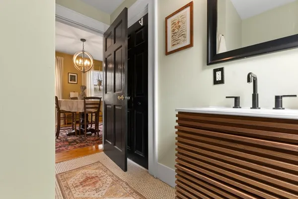 $425,000 | 15 1/2 Williams Street, Unit 2, Salem, MA 01970