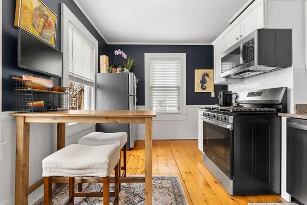 $425,000 | 15 1/2 Williams Street, Unit 2, Salem, MA 01970
