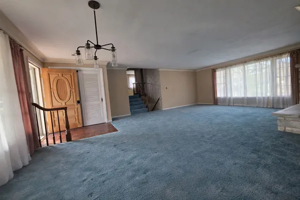 $379,900 | 8 North Greenwood Avenue, Palatine, IL 60074