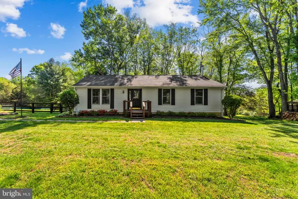 $459,000 | 3277 Holly Springs Road, Amissville, VA 20106