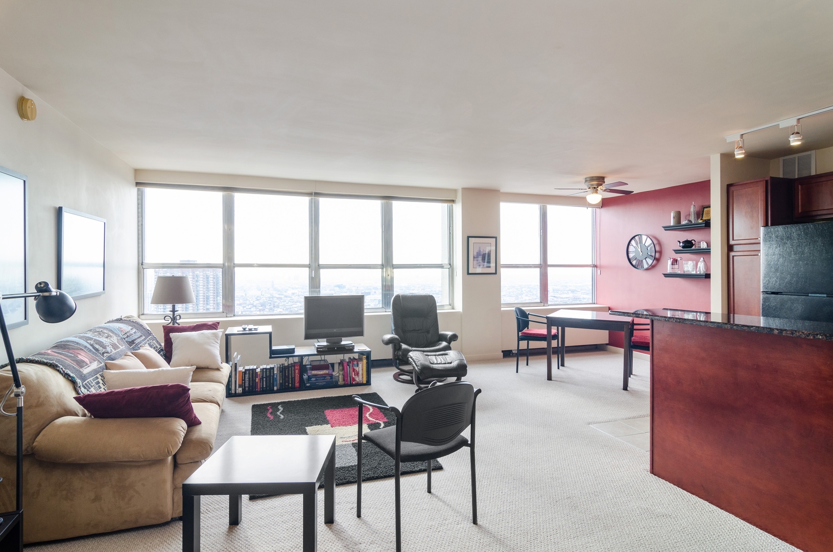 655 West Irving Park Road, Unit 4803 Chicago, IL 60613 - Photo 3 of 20