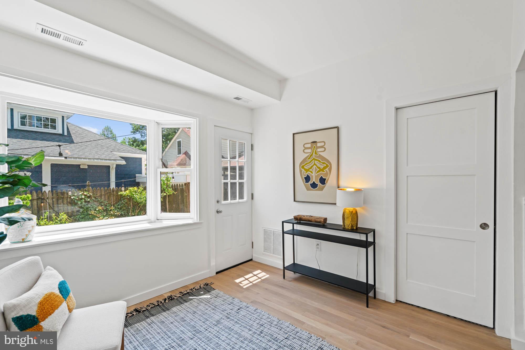 12 Wellesley Circle Glen Echo, MD 20812 - Photo 17 of 52