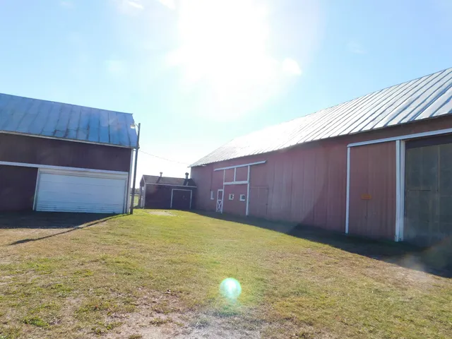 $680,000 | N8621 Wolf River Drive, Algoma, WI 54201