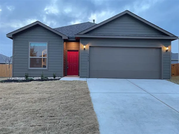 $2,000 | 1819 Fergus, Ponder, TX 76259