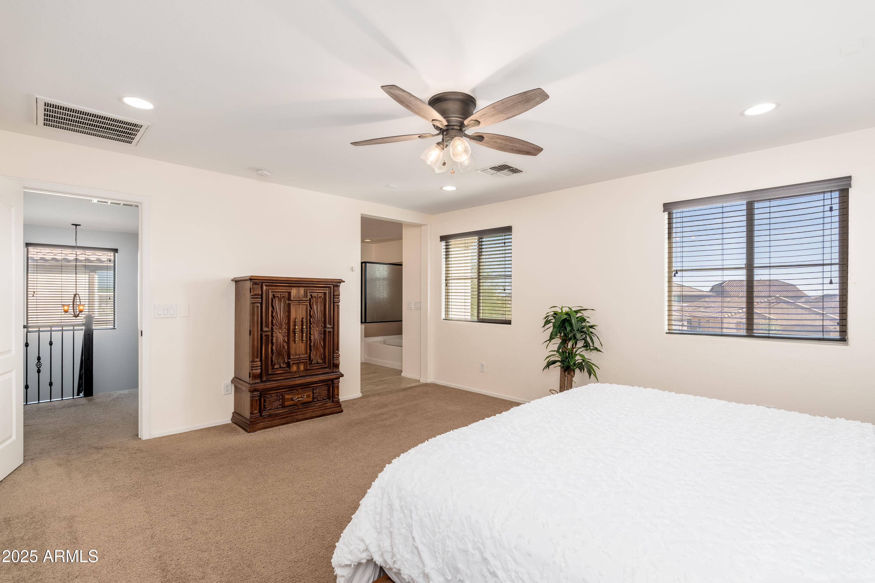 12110 West Rowel Road Peoria, AZ 85383 - Photo 19 of 58 12110 W Rowel Road - 21