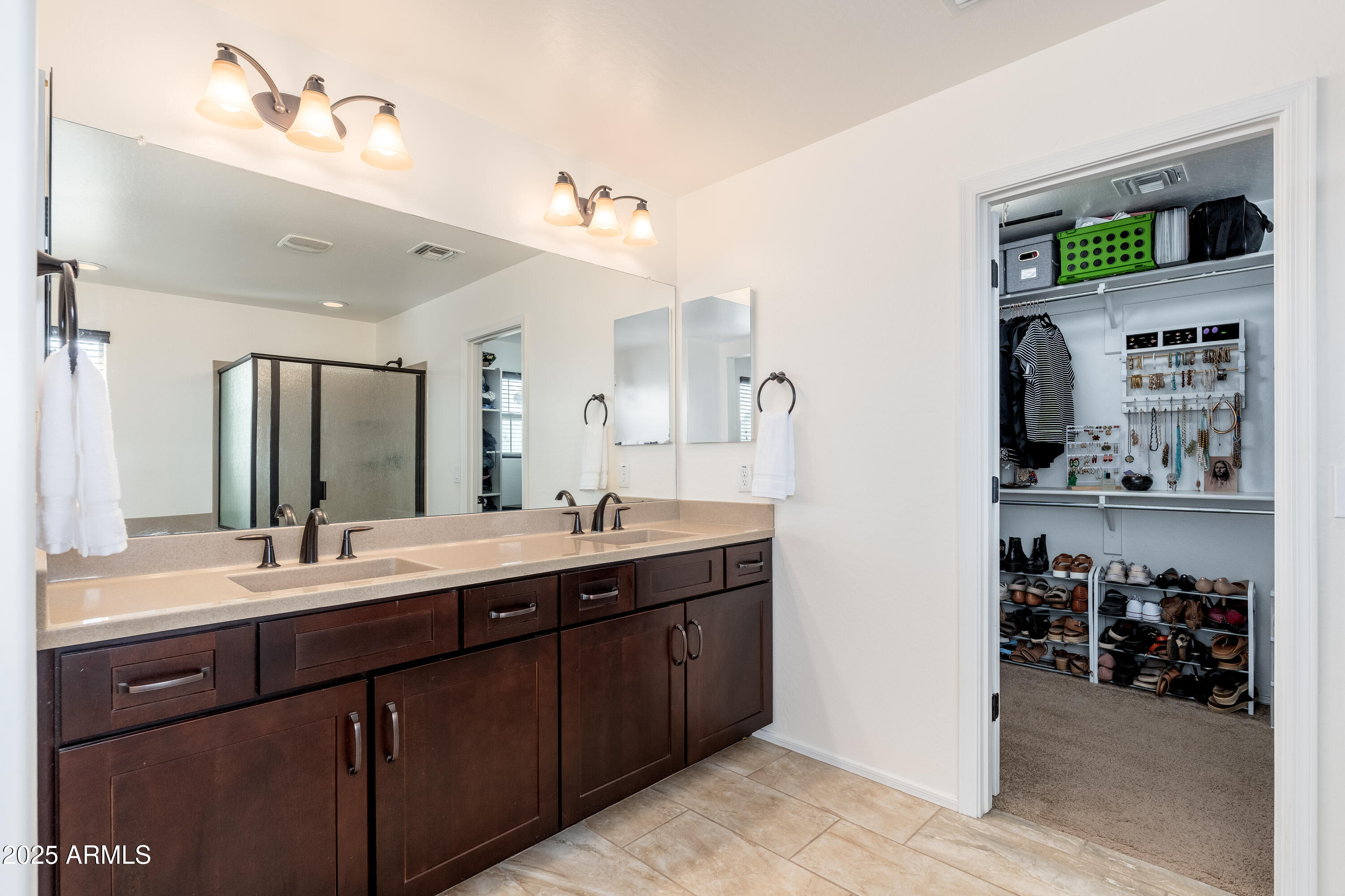 12110 West Rowel Road Peoria, AZ 85383 - Photo 20 of 58 12110 W Rowel Road - 22